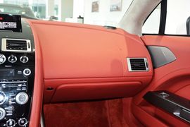 2015款阿斯顿马丁Rapide