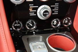 2015款阿斯顿马丁Rapide