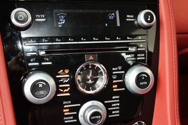 2015款阿斯顿马丁Rapide