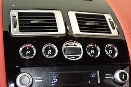 2015款阿斯顿马丁Rapide