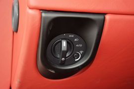 2015款阿斯顿马丁Rapide