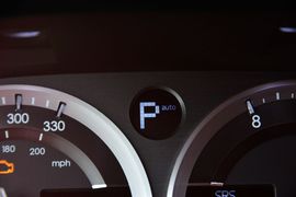 2015款阿斯顿马丁Rapide