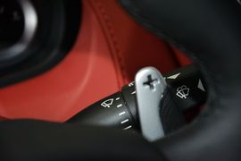 2015款阿斯顿马丁Rapide