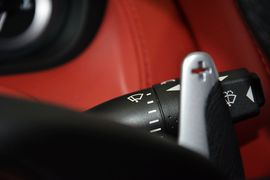 2015款阿斯顿马丁Rapide