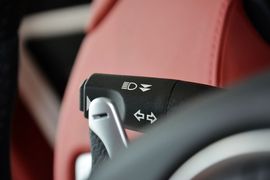 2015款阿斯顿马丁Rapide