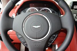 2015款阿斯顿马丁Rapide