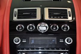 2015款阿斯顿马丁Rapide