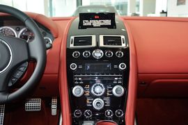 2015款阿斯顿马丁Rapide