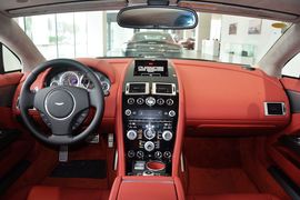 2015款阿斯顿马丁Rapide