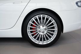 2015款阿斯顿马丁Rapide