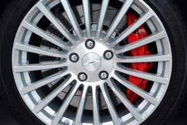 2015款阿斯顿马丁Rapide