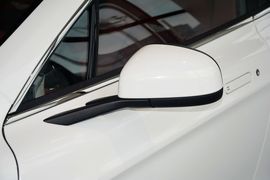 2015款阿斯顿马丁Rapide