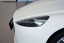 2015款阿斯顿马丁Rapide