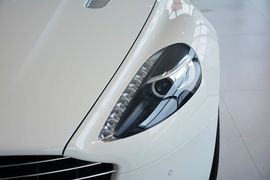 2015款阿斯顿马丁Rapide
