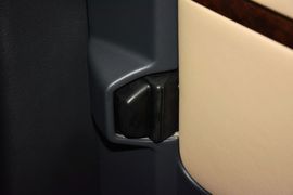 2012款大众迈特威2.0T尊享版