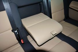 2012款大众迈特威2.0T尊享版