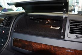 2012款大众迈特威2.0T尊享版