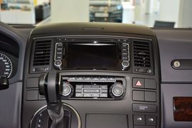 2012款大众迈特威2.0T尊享版