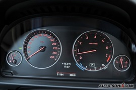 2011款宝马新5系海外试驾