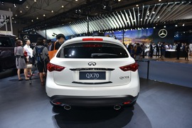 英菲尼迪QX70绝影版