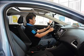 2016款雪佛兰科鲁兹1.5L手动精英版