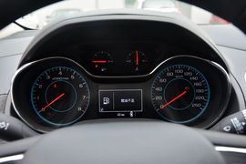 2016款雪佛兰科鲁兹1.5L手动精英版