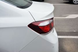 2016款雪佛兰科鲁兹1.5L手动精英版