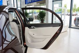 2015款吉利新远景1.3T手动尊贵型
