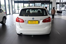 2015款宝马218i