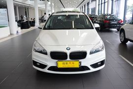2015款宝马218i