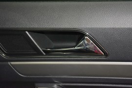 2015款大众朗逸1.6L自动舒适型