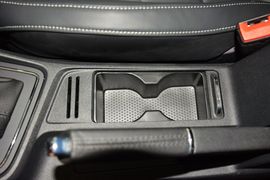 2015款大众朗逸1.6L自动舒适型