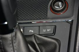2015款大众朗逸1.6L自动舒适型
