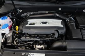 2015款大众帕萨特2.0TSI