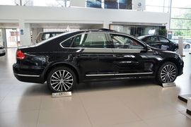 2015款大众帕萨特2.0TSI