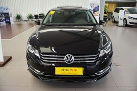 2015款大众帕萨特2.0TSI
