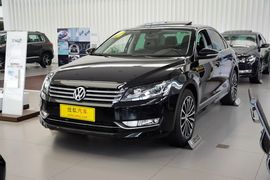 2015款大众帕萨特2.0TSI