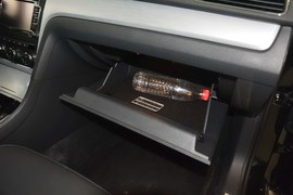 2015款大众帕萨特2.0TSI
