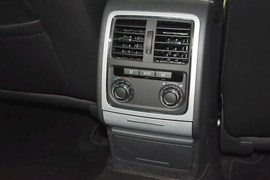 2015款大众帕萨特2.0TSI