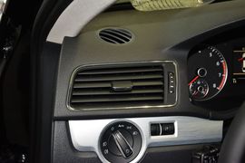 2015款大众帕萨特2.0TSI