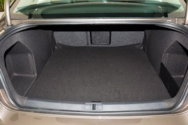 2015款大众迈腾2.0TSI豪华型