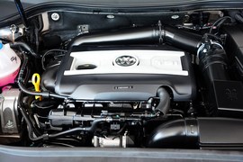 2015款大众迈腾2.0TSI豪华型