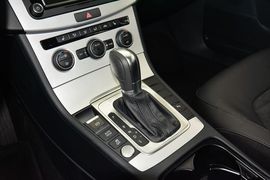 2015款大众迈腾2.0TSI豪华型
