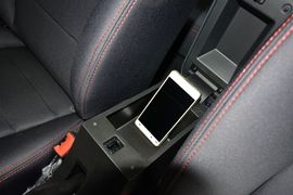 2014款吉利金刚1.5L手动尊贵型到店实拍