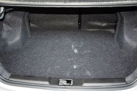 2014款吉利金刚1.5L手动尊贵型