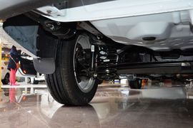 2014款吉利金刚1.5L手动尊贵型