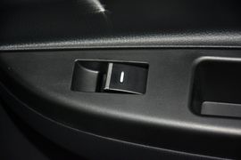 2014款吉利金刚1.5L手动尊贵型