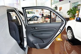 2014款吉利金刚1.5L手动尊贵型