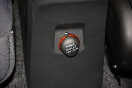 2014款吉利金刚1.5L手动尊贵型