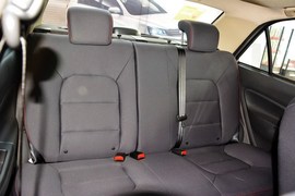 2014款吉利金刚1.5L手动尊贵型